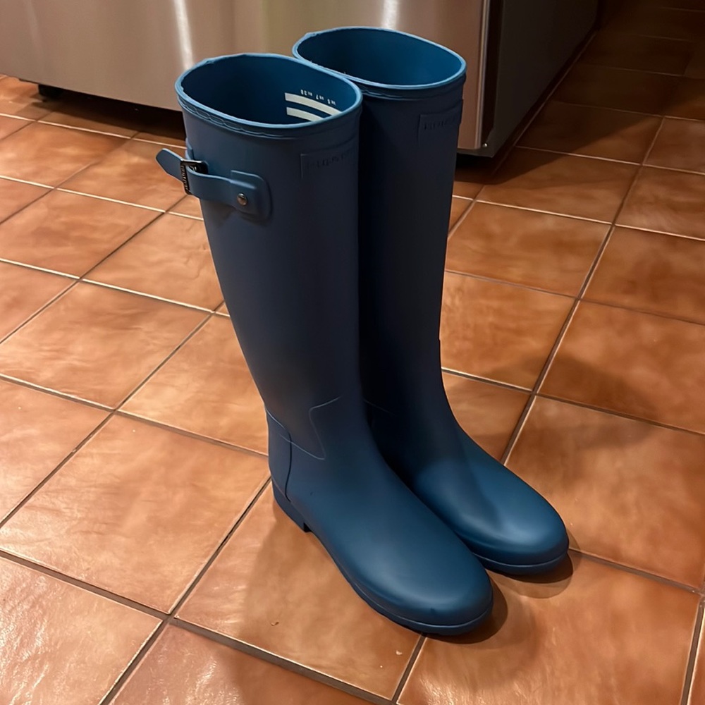 Women’s size 7 Hunter Rain Boots Teal